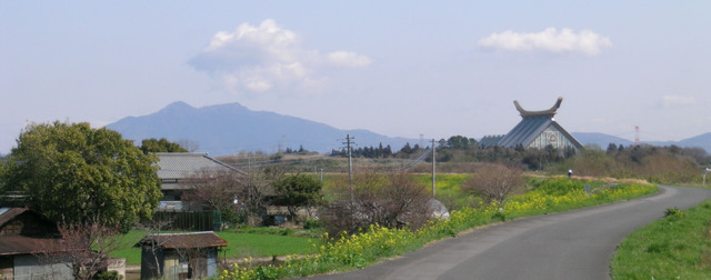 茨城県にある「聞いても親が教えてくれない闇の建物」が話題に