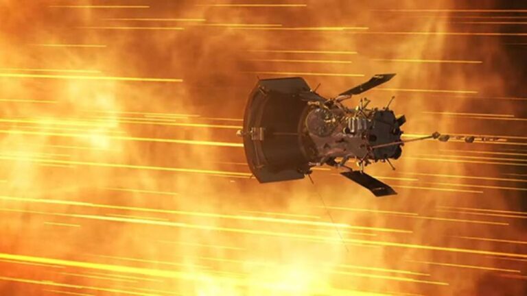 NASAの探査機が太陽のコロナに突入！ヘリシティバリアの正体に迫る