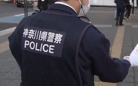【悲報】神奈川県警巡査長と暴力団員ら4人逮捕　会社役員への面会を強要し念書を書かせる