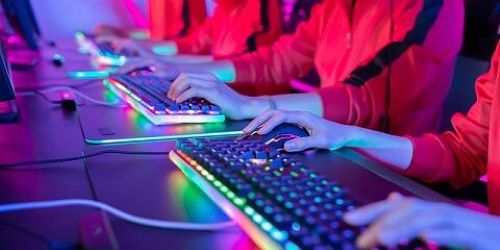プロゲーマーさん、大会前日に緊急手術→術後、大会出場を敢行→奇跡が起こるｗｗｗｗｗｗｗｗ