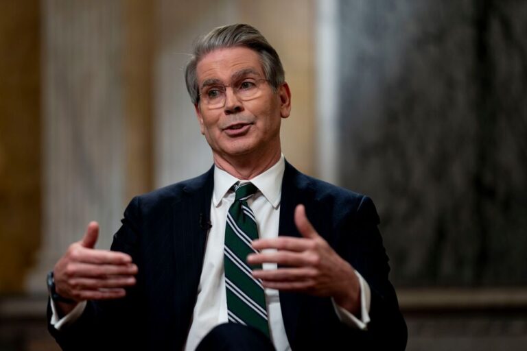 ベッセント米財務長官「こないだ日銀の植田にインフレ抑制しろって言ってやったよ、あいつ近く利上げするだろうなｗ」