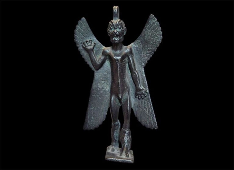 古代メソポタミアの魔神「パズズ」、恐怖と守護を併せ持つ悪霊の王
