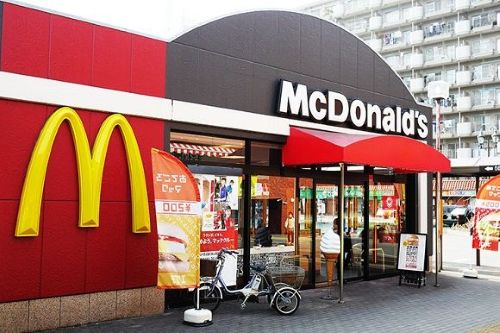 【悲報】マクドナルド、早くもハッピーセットの転売対策を緩和してしまう・・・