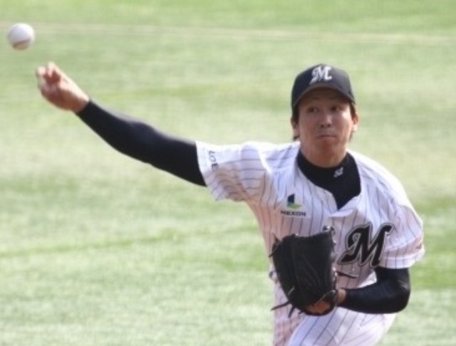 千葉ロッテ・益田直也投手、セーブ失敗してロッカーを殴り、左手を骨折 → 全治数か月の重傷だった…
