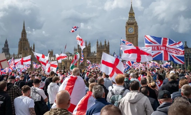 ロンドンでとんでもない規模の移民反対デモ発生！日本も続けぇええええええ！！