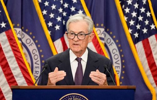 アメリカFRB、政策金利を0.25％利下げ決定！  トランプ大統領が圧力