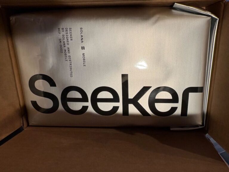 2代目ソラナスマホ「Seeker」“開封の儀”──クリプトファーストなスマホとは
