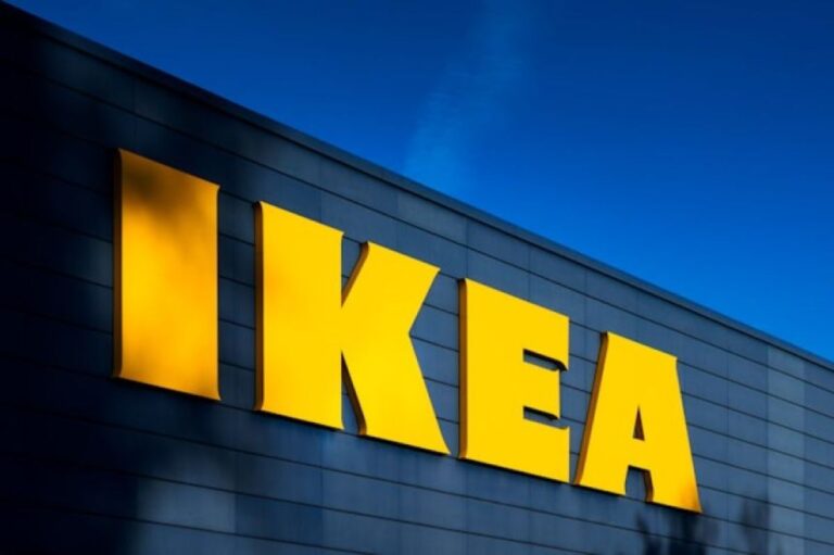 ぱっと見似てるけど…シンガポール刑務所をIKEAと間違えた女性