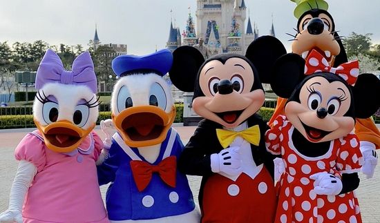 「東京ディズニーリゾートから身に覚えのない500円が入金されたけど何これ」「私もいきなり来た」と利用者が不安で動揺　→　理由はおそらく◯◯◯ではないかと話題に