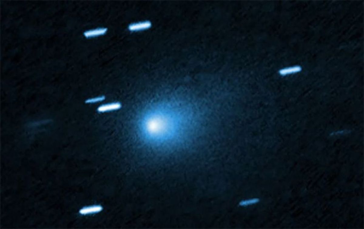 恒星間天体「3I/ATLAS」に変化、太陽に向いていた尾がひっくり返り逆方向へ