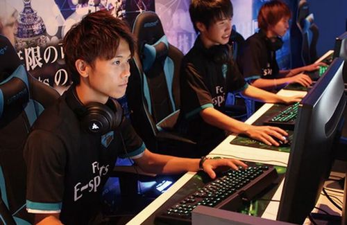 【悲報】プロゲーマー「そのゲームの界隈くらい、ゲーム強い奴が一番偉い世界であって欲しい」　→　炎上してしまう…