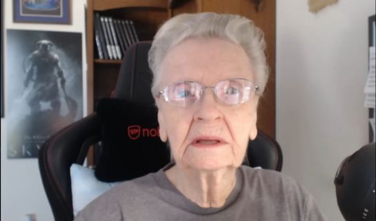 【悲報】『スカイリム』を10年以上実況プレイし続けた89歳おばあちゃんが引退宣言　→　その理由がこちら……