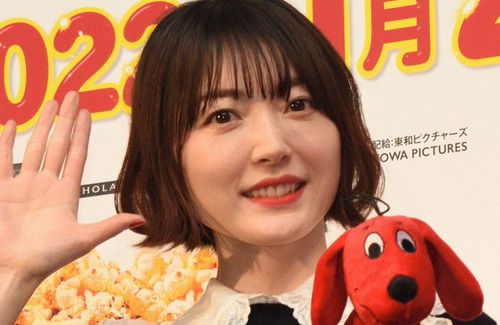 人気声優・花澤香菜さん、1人でランチを食べにいったら会計で「お客様の分はもう払われてます」　→　隠れておごってくれた人物があまりにまさかすぎたｗｗｗｗ
