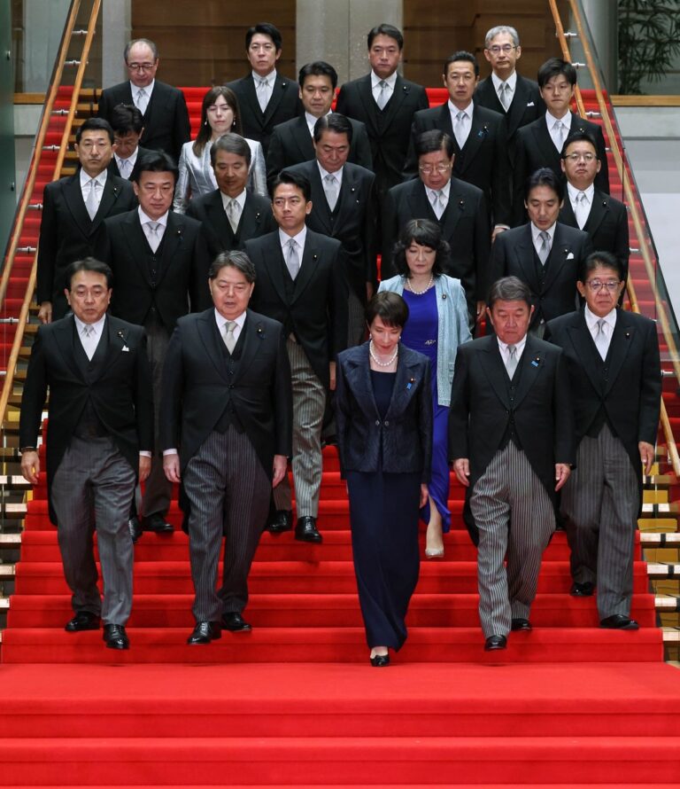 高市政権、高学歴内閣だった。東大卒は歴代最多の7人、ハーバード大卒もいる高偏差値内閣！
