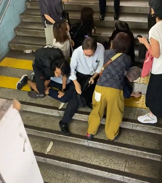 【動画】JRで痴漢したおじちゃんの末路…