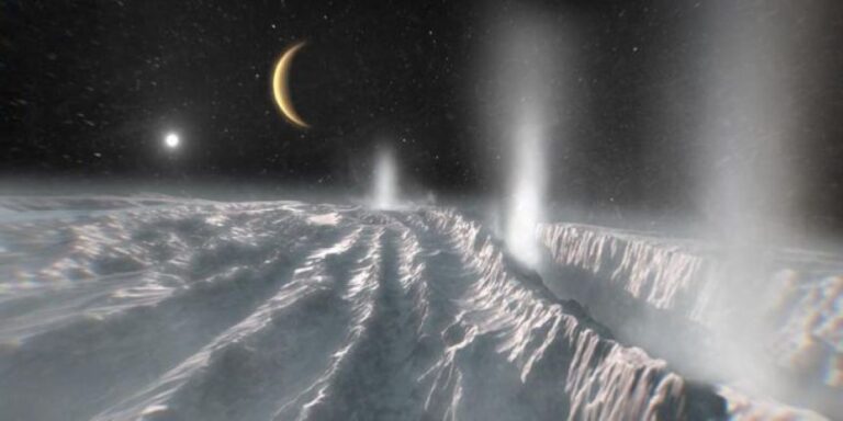エンケラドゥスの地下海に有機分子の痕跡を発見、地球外生命の有力候補に
