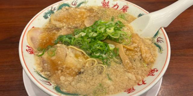 【バイトテロ】ラーメン『魁力屋』のアルバイト2人が「卵をキャッチボール」する動画がSNSで拡散 →大炎上　 運営元は法的措置を示唆