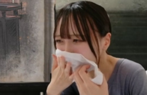 【これは酷い】女性配信者さん、深夜1時にサイレントヒルfをプレイ → 絶叫＆床ドン＆机叩きまくりでマンション住人に激怒され号泣
