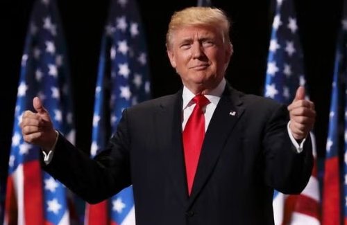 トランプ大統領、イスラエルで英雄扱い　ハマス拘束の人質解放で大歓喜のトランプコール