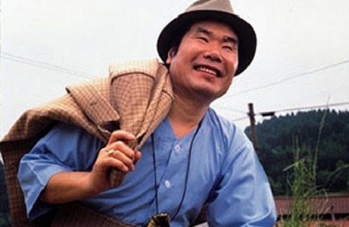 大学教授「最近の学生さんに『男はつらいよ』を見てもらうと寅さんが◯◯のに感銘を受けたと感想が出てきて面白い」