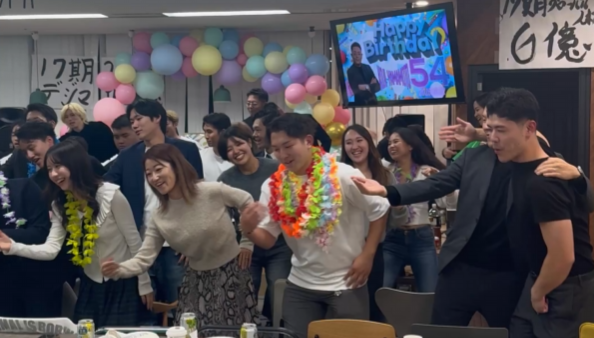 アットホームな会社さん、陽キャすぎる社内動画をXに投稿し陰キャX民達がドン引いてしまうｗｗｗｗｗｗ