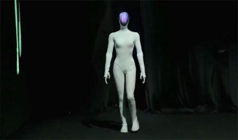 人間味が過ぎる！スムーズに歩行し、性別も体型も選べるヒューマノイドロボットが登場