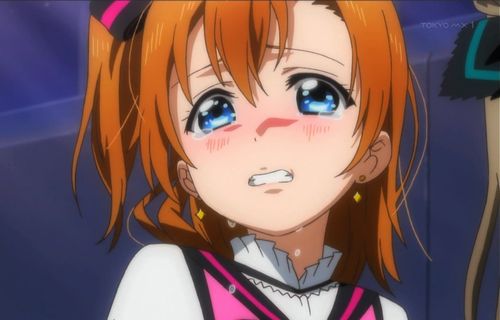 【怖すぎ】元国民的アイドル、現役アイドル時代に夜道で突然背後から持ち上げられ拉致されそうになった体験を告白…