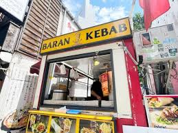 渋谷のケバブ屋でぼったくり＆窃盗騒動！　ネット上での証言が食い違いカオスに