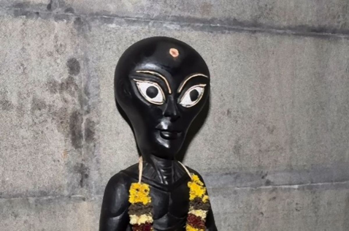 インドに登場したエイリアンを祀る寺院