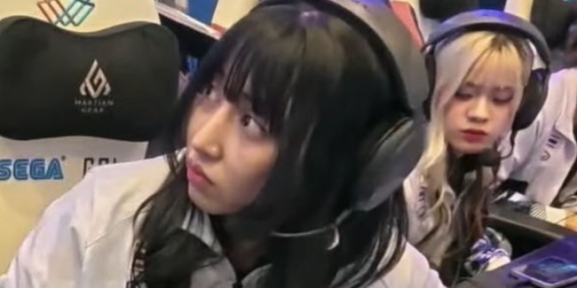 美人女性プロゲーマーさん、大会本番で最悪すぎる秘密がバレて失格に・・・