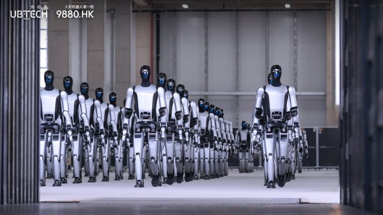ベトナムとの国境沿いに自動バッテリー交換式ヒューマノイドロボットを配備（中国）
