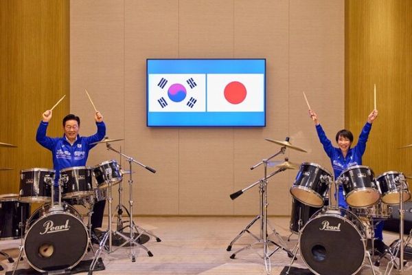 58歳無職「反日国家・韓国の大統領を守る警察を脅かしてやる」→日韓首脳会談で警察官に『おもちゃの銃』を突き付けて逮捕